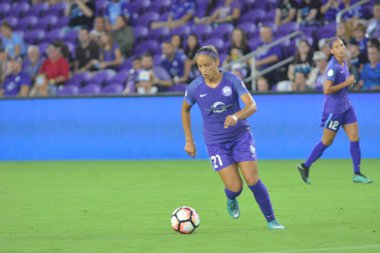 Orlando Pride 12 Ağustos 2017 'de Orlando City Stadyumu' nda New Jersey Sky Blue FC 'ye ev sahipliği yapmaktadır..  