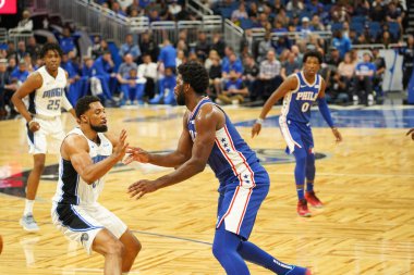 Orlando Magic 13 Ekim 2019 'da Florida, Orlando' daki Amway Center 'da Philadelphia 76ers' a ev sahipliği yaptı..