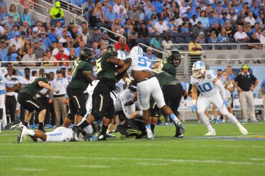 Kuzey Carolina 29 Aralık 2015 tarihinde Orlando Florida 'daki Kamp Dünya Stadyumu' nda oynanan Russell Atletizm Kupası 'nda Baylor ile karşılaşacak.. 