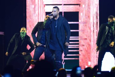 Baba Yankee ve Don Omar 7 Ağustos 2016 'da Orlando Florida' daki Amway Center 'da konser verdiler..  