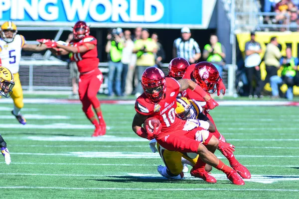 Lsu Enfrenta Louisville Durante 71St Citrus Bowl Camping World Stadium — Fotografia de Stock