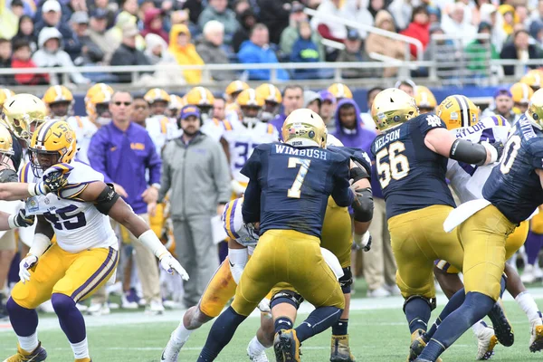 Notre Dame Tvář Lsu Během Citrus Bowl Stadionu Camping World — Stock fotografie