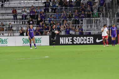 Orland Pride, 25 Ağustos 2018 'de Orlando Florida' daki Exploria Stadyumu 'nda Chicago Red Stars' a ev sahipliği yapıyor..  