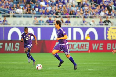 Orlando City SC, 6 Mayıs 2016 'da Orlando Florida' daki Dünya Kampı Stadyumu 'nda New York Red Bulls' a ev sahipliği yaptı.. 
