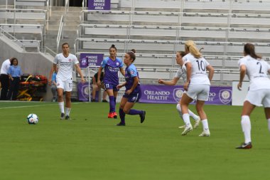 Orlando Pride 14 Nisan 2019 'da Orlando City Stadyumu' nda Portand Thorns 'a ev sahipliği yapıyor..