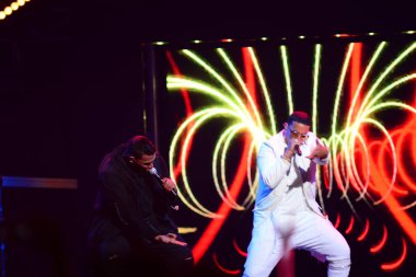 Baba Yankee ve Don Omar 7 Ağustos 2016 'da Orlando Florida' daki Amway Center 'da konser verdiler.. 