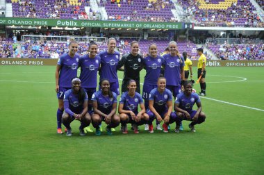 Orlando Pride 22 Nisan 2017 'de Orlando City Stadyumu' nda Washington Spirit 'e ev sahipliği yaptı..  