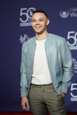 15 Ekim 2019 'da Nashville, Tennessee' deki Linbscome Üniversitesi 'nde verilen 50. GMA Dove Ödülleri sırasında kırmızı halı. 