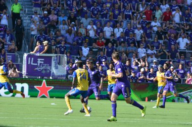 Orlando City 29 Nisan 2017 'de Orlando, Florida' daki Orlando City Stadyumu 'nda Colorado Rapids' e ev sahipliği yaptı.) 