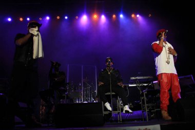 R & B Şarkıcıları Keith Sweat, Jagged Edge, Dru Hill ve Sisqo 15 Kasım 2014 'te Orlando Florida' daki CFE Arena 'da sahne aldılar..  