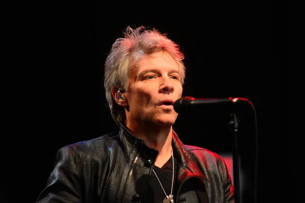 Zanger Jon Bon Jovi Treedt State Street Theater Ter Ondersteuning — Stockfoto