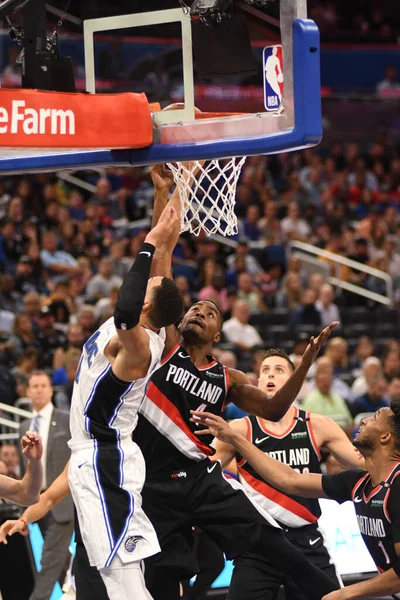Orlando Magic 25 Ekim 2018 'de Orlando Florida' daki Amway Center 'da Portland Trail Blazers' ı sunar.. 