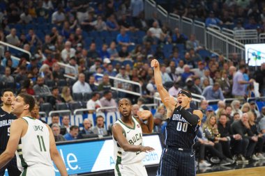 Orlando Magic, Orlando, Florida, ABD 'deki Amway Center' da Milwaukee Bucks 'a ev sahipliği yapıyor. 1 Kasım 2019.  
