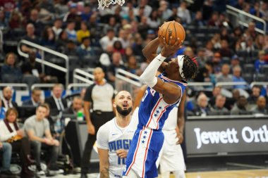 Orlando Magic 27 Aralık 2019 Cuma günü Orlando, Florida 'daki Amway Arena' da Philadelphia 76ers 'a ev sahipliği yapıyor..