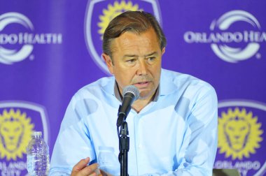 Orlando City SC, 8 Mayıs 2015 'te Florida' daki Kamp Dünyası Stadyumu 'nda Los Angeles Galaksisi' ne ev sahipliği yaptı.. 