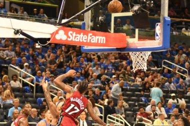 Orlando Magic 17 Ekim 2018 'de Orlando Florida' daki Amway Center 'da Miami Heat' i sunar..