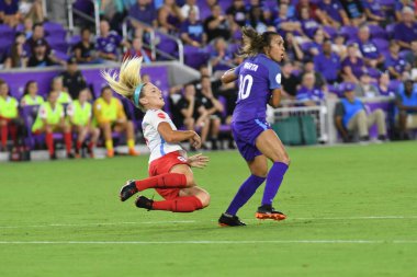Orland Pride, 25 Ağustos 2018 'de Orlando Florida' daki Exploria Stadyumu 'nda Chicago Red Stars' a ev sahipliği yapıyor..  