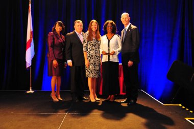 Florida Valisi Rick Scott 13 Ekim 2015 'te Orlando Florida' daki İnanç Sempozyumunda konuşma yapacak..