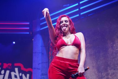 Justina Valentine, 5 Mart 2020 'de Orlando Florida' daki Amway Center 'da Nick Cannon' ın sunduğu MTV Wild n Out Tour 'a katıldı.. 