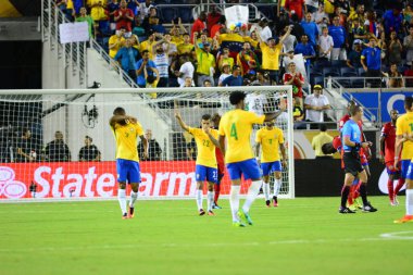 Kosta Rika, Copa America Centenario sırasında Paraguay ile Orlando Florida 'daki Dünya Kampı Stadyumu' nda karşılaştı..  