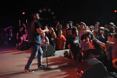 Crossover Kilisesi, 6 Ekim 2018 'de Tampa Florida' daki Crossover Kilisesi 'nde iki yıllık lezzet festivaline ev sahipliği yapıyor..  