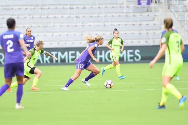 Orlando Pride 21 Temmuz 2018 'de Orlando Florida' daki Exploria Stadyumu 'nda Seattle Reign FC' ye ev sahipliği yapmaktadır. Fotoğraf: Marty Jean-Louis