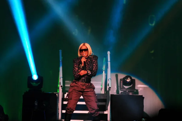 Los Cantantes Mary Blige Tamar Braxton Presentan Cfe Arena Orlando —  Fotos de Stock