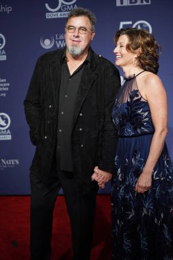 15 Ekim 2019 'da Nashville, Tennessee' deki Linbscome Üniversitesi 'nde verilen 50. GMA Dove Ödülleri sırasında kırmızı halı. 