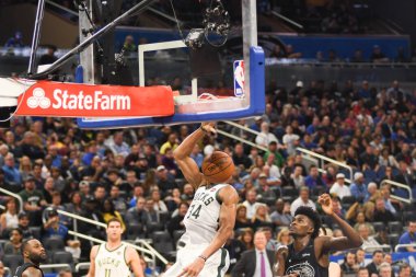 Orlando Magic, 19 Ocak 2019 Cumartesi günü Orlando Florida 'daki Amway Arena' da Milwaukee Doları 'na ev sahipliği yapıyor..