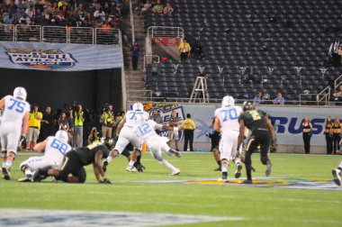 Kuzey Carolina 29 Aralık 2015 tarihinde Orlando Florida 'daki Kamp Dünya Stadyumu' nda oynanan Russell Atletizm Kupası 'nda Baylor ile karşılaşacak..