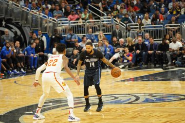 Orlando Magic 30 Aralık 2019 tarihinde Orlando, Florida 'daki Amway Center' da Atlanta Hawks 'a ev sahipliği yaptı.