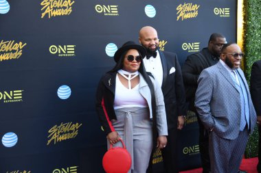 24 Mart 2018 Cumartesi günü Las Vegas 'taki Orleans Resort' ta düzenlenen 33. Yıldız Ödülleri Kırmızı Halı sırasında ünlüler. 