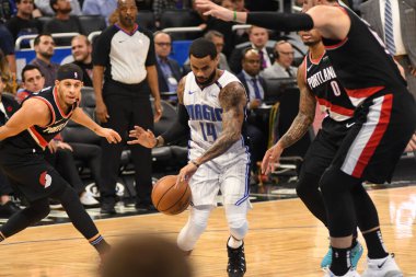 Orlando Magic 25 Ekim 2018 'de Orlando Florida' daki Amway Center 'da Portland Trail Blazers' ı sunar..