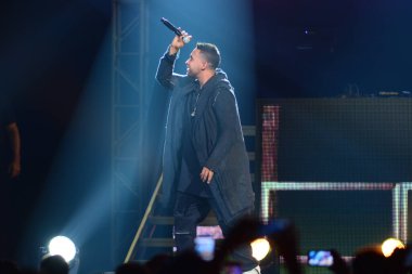 Baba Yankee ve Don Omar 7 Ağustos 2016 'da Orlando Florida' daki Amway Center 'da konser verdiler..  