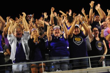 Orlando City SC, 3 Ekim 2015 'te Dünya Kampı Stadyumu' nda Montreal Çarpması 'na ev sahipliği yaptı.. 
