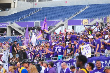 Orlando City SC sunucusu Sporting Kansas City Orlando Florida 'daki Dünya Kampı Stadyumu' nda 13 Eylül 2015 'te.