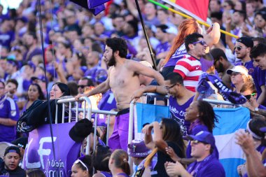 Orlando City SC, 23 Ekim 2016 'da Orlando Florida' daki Camp World Stadyumu 'nda DC United' ı ağırladı..  