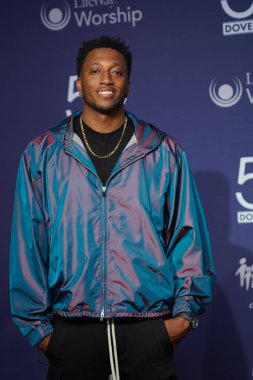 15 Ekim 2019 'da Nashville, Tennessee' deki Linbscome Üniversitesi 'nde verilen 50. GMA Dove Ödülleri sırasında kırmızı halı.