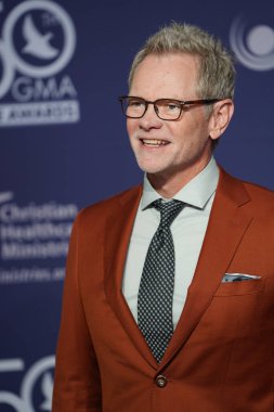 15 Ekim 2019 'da Nashville, Tennessee' deki Linbscome Üniversitesi 'nde verilen 50. GMA Dove Ödülleri sırasında kırmızı halı. 