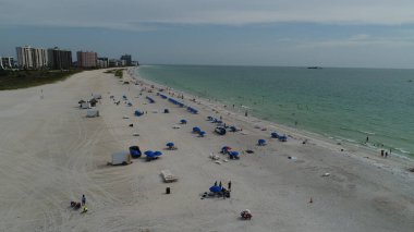 Şehir plajlı sahil manzarası çok güzel.