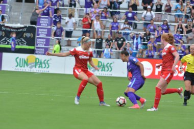 Orlando Pride 22 Nisan 2017 'de Orlando City Stadyumu' nda Washington Spirit 'e ev sahipliği yaptı.. 
