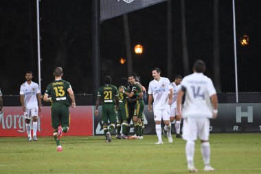 Los Angeles Galaksisi, 14 Temmuz 2020 'de Orlando Florida ABD' deki ESPN Vahşi Spor Dünyası 'nda düzenlenen MLS Sırt Turnuvası sırasında Portland Timbers ile karşı karşıya geldi.