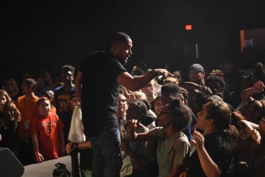 Crossover Kilisesi, 6 Ekim 2018 'de Tampa Florida' daki Crossover Kilisesi 'nde iki yıllık lezzet festivaline ev sahipliği yapıyor..  