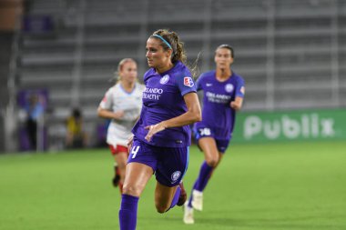 Orland Pride, 25 Ağustos 2018 'de Orlando Florida' daki Exploria Stadyumu 'nda Chicago Red Stars' a ev sahipliği yapıyor..