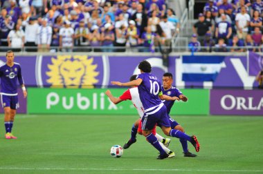 Orlando City SC, 6 Mayıs 2016 'da Orlando Florida' daki Dünya Kampı Stadyumu 'nda New York Red Bulls' a ev sahipliği yaptı.. 