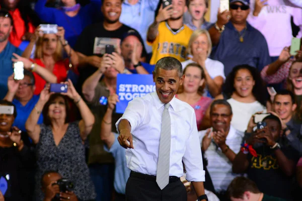 Président Barack Obama Organise Rassemblement Campagne Pour Candidate Présidentielle Hillary — Photo