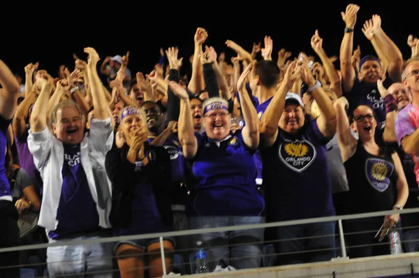 Orlando City SC, 3 Ekim 2015 'te Dünya Kampı Stadyumu' nda Montreal Çarpması 'na ev sahipliği yaptı.. 