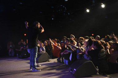 Crossover Kilisesi, 6 Ekim 2018 'de Tampa Florida' daki Crossover Kilisesi 'nde iki yıllık lezzet festivaline ev sahipliği yapıyor..  