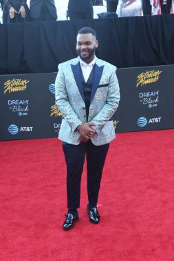 Kırmızı Halı Fotoğrafları 29 Mart 2019 Cumartesi günü Las Vegas 'taki Orleans Resort' ta düzenlenen 34. Yıldız Ödülleri sırasında çekildi.