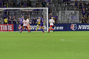 Orland Pride, 25 Ağustos 2018 'de Orlando Florida' daki Exploria Stadyumu 'nda Chicago Red Stars' a ev sahipliği yapıyor..  
